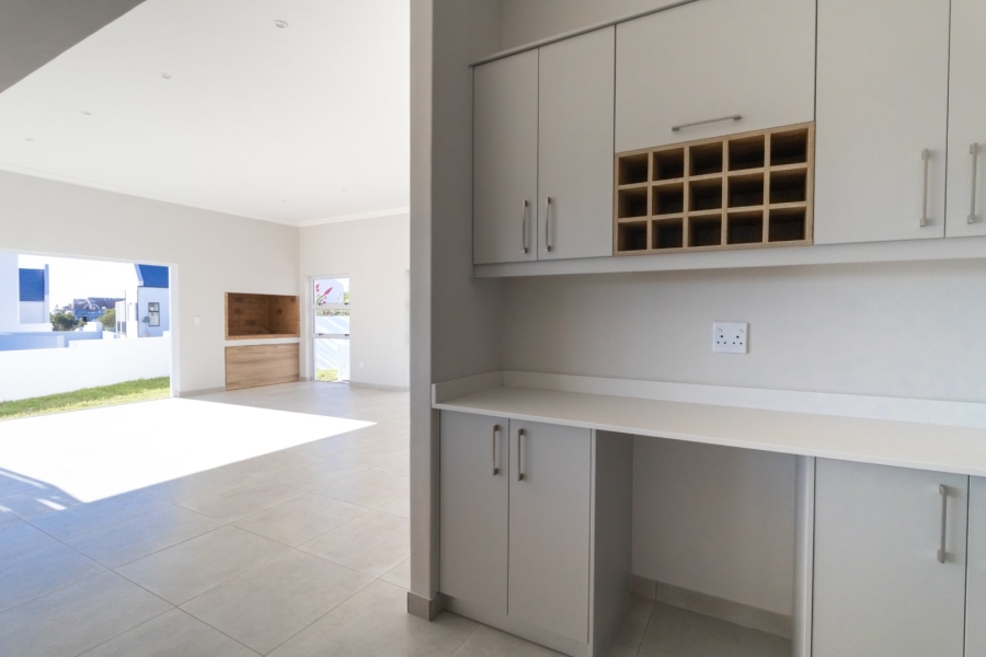 3 Bedroom Property for Sale in Shelley Point Western Cape
